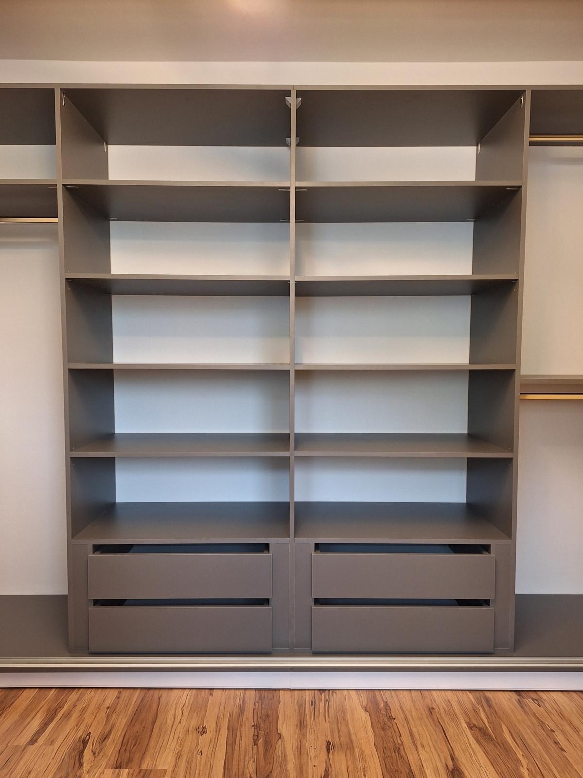 FALAT Vstavaté skrine